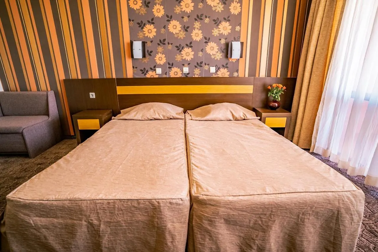 Izola Paradise Hotel Sunny Beach